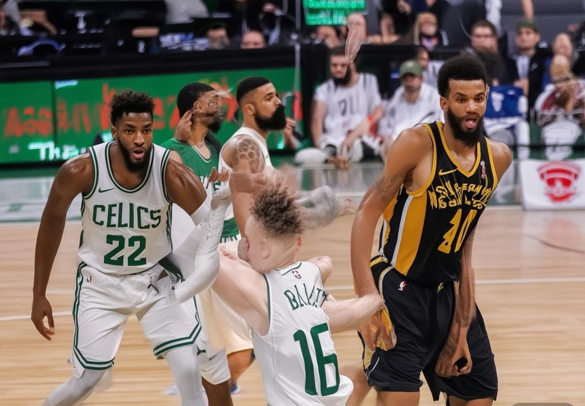 NBA常规赛：哈利伯顿对决塔图姆，凯尔特人力克步行者巩固东部榜首